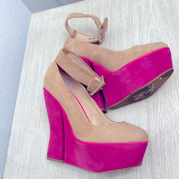 Dolce Vita Platforms - Picture 2 of 13